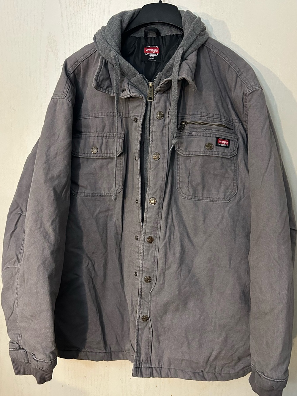 Wrangler Workwear Men’s XL Gray Canvas Hooded Quilted Work Jacket